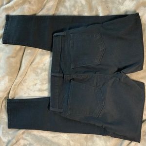 Jbrand jeans skinny leg Color vanity size 29